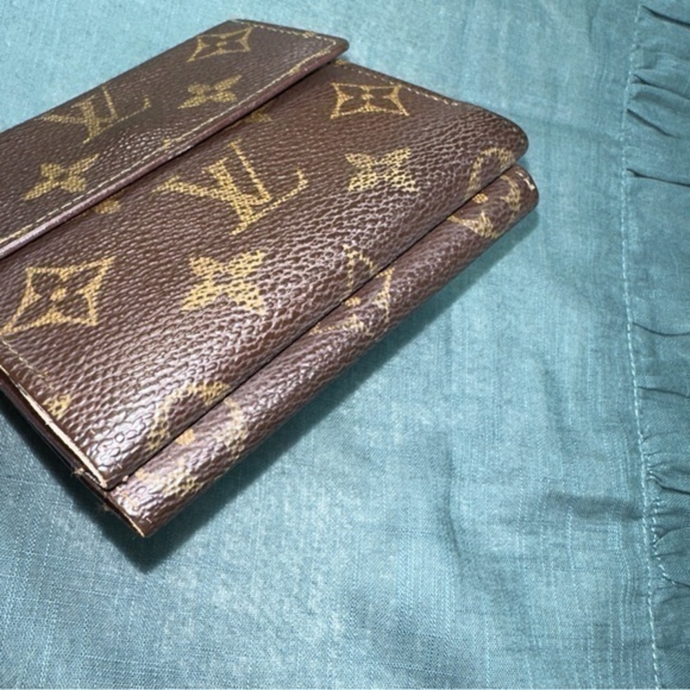 AUTHENTIC Louis Vuitton Vintage wallet. Compact Elise wallet - Picture 9 of 14